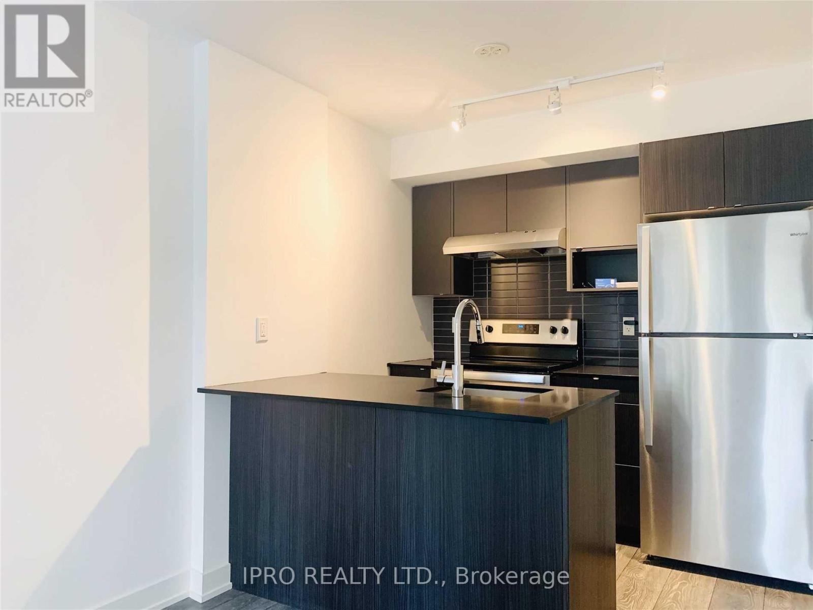 615 - 1129 Cooke Boulevard, Burlington, Ontario  L7T 4A8 - Photo 8 - W12099428