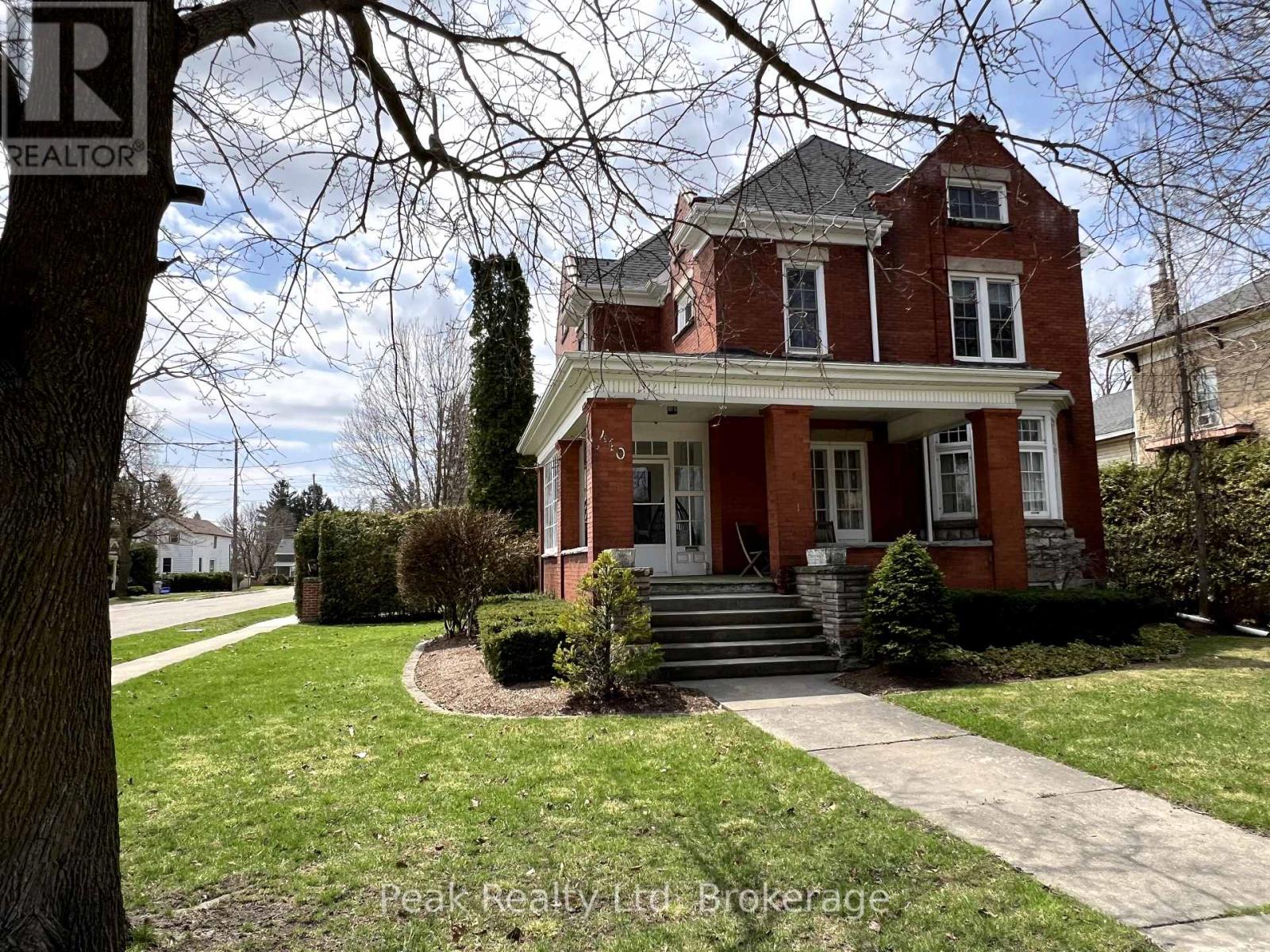 410 MAIN STREET W, North Perth, Ontario