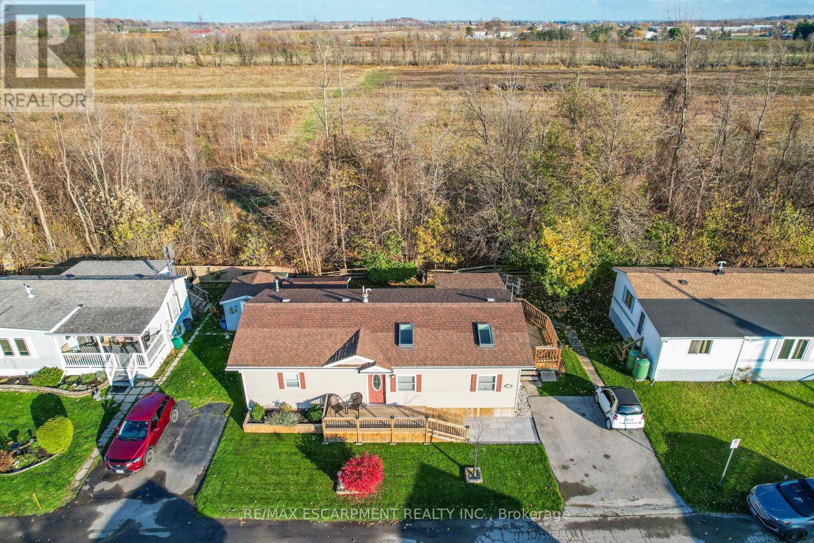 4453 Timothy Lane, Lincoln, Ontario  L3J 0W1 - Photo 2 - X12099371