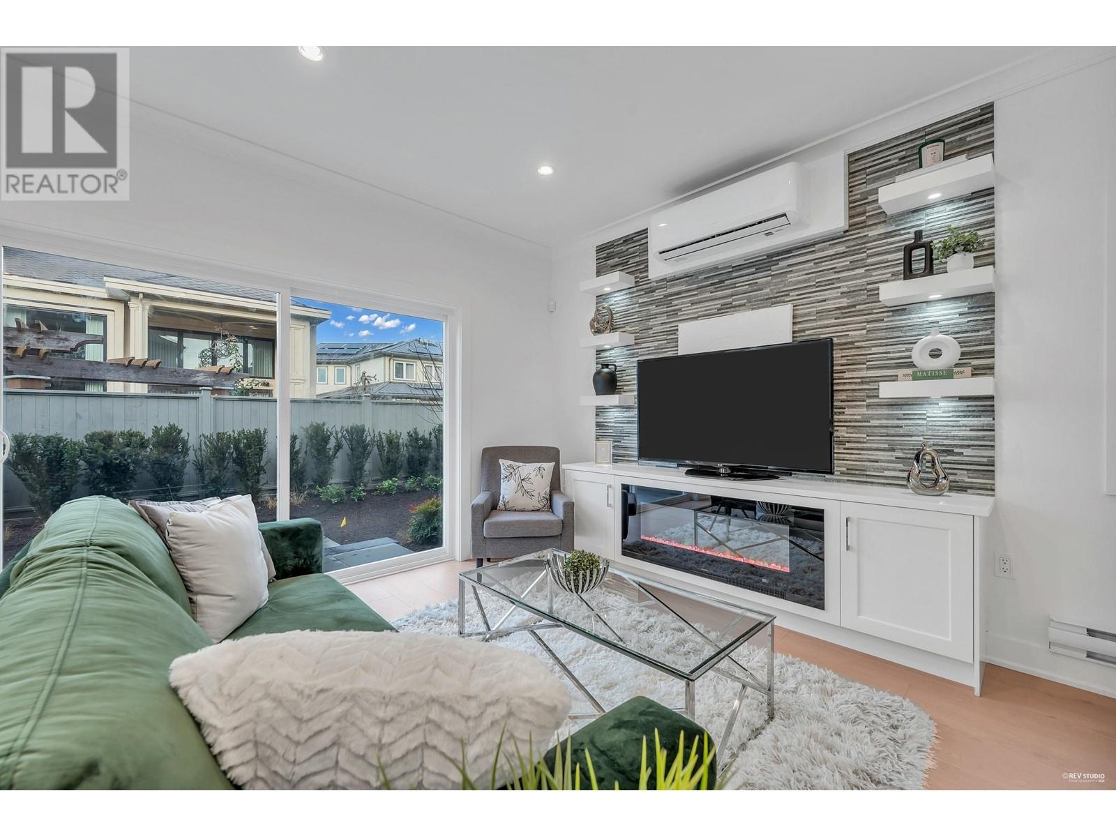 Property at 101 8233 WILLIAMS ROAD image 3