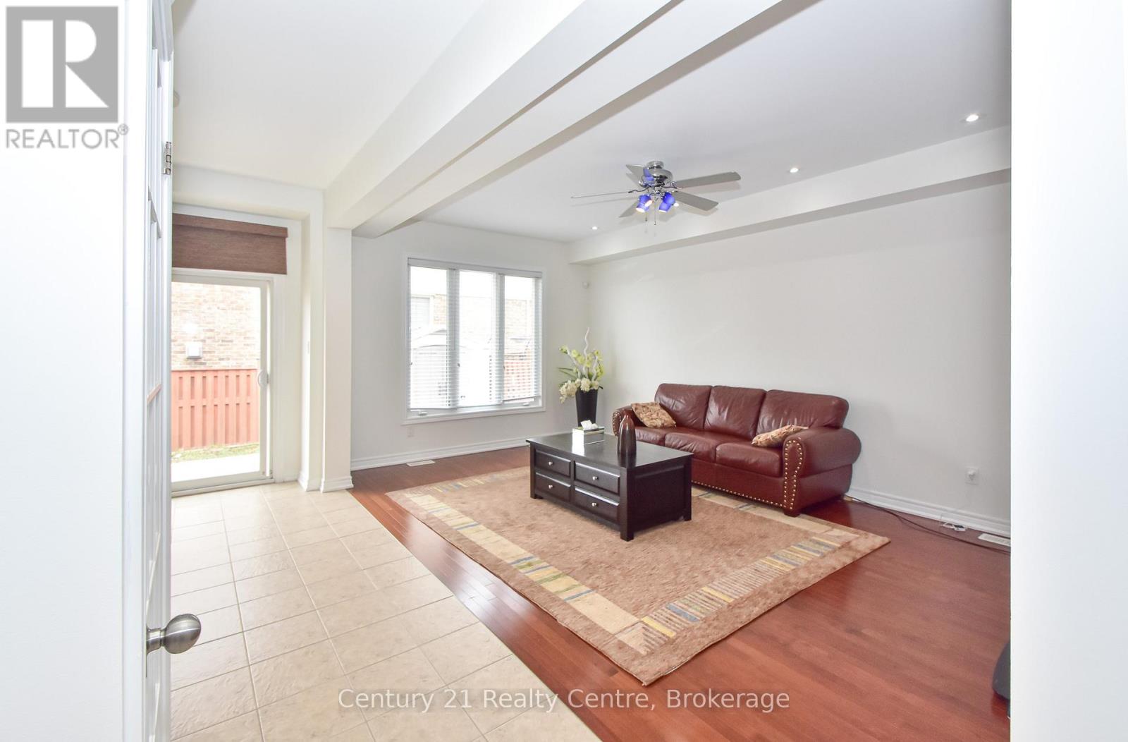 133 Eaglewood Drive, Hamilton, Ontario  L8W 0B2 - Photo 17 - X12096003