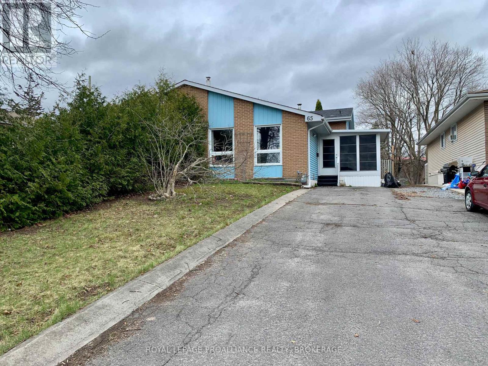 Property at 65 ABBEY DALE COURT image 3