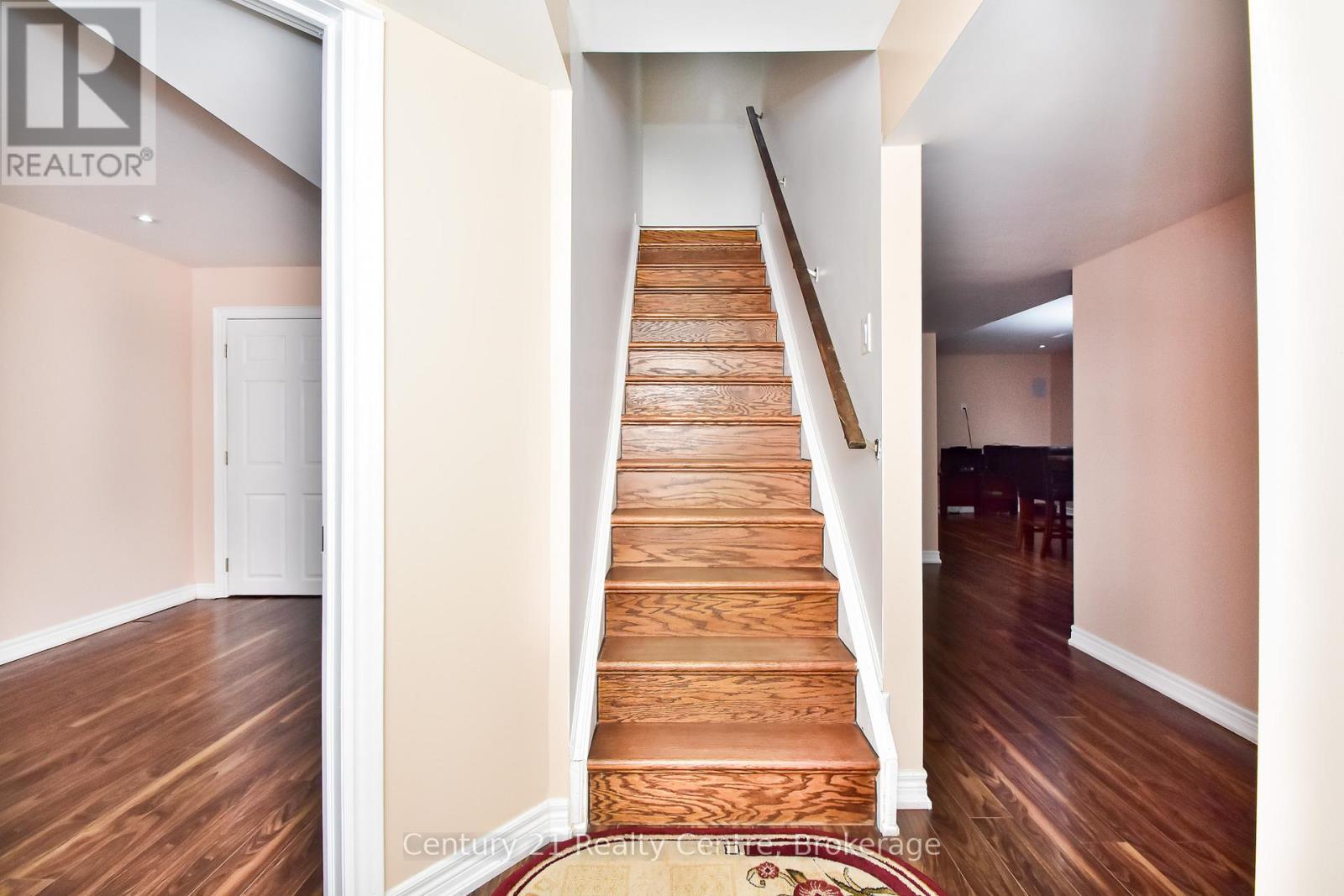 133 Eaglewood Drive, Hamilton, Ontario  L8W 0B2 - Photo 38 - X12096003