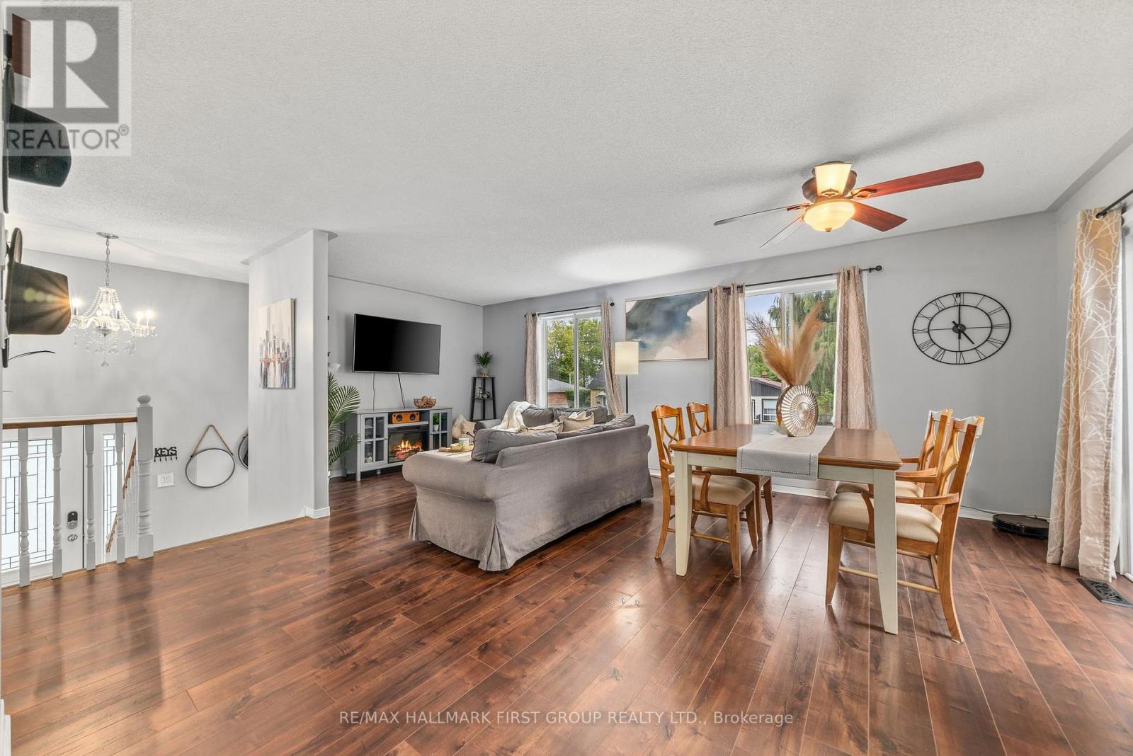 9 Whitley Lane, Quinte West (Trenton Ward), Ontario  K8V 2B4 - Photo 8 - X12099562