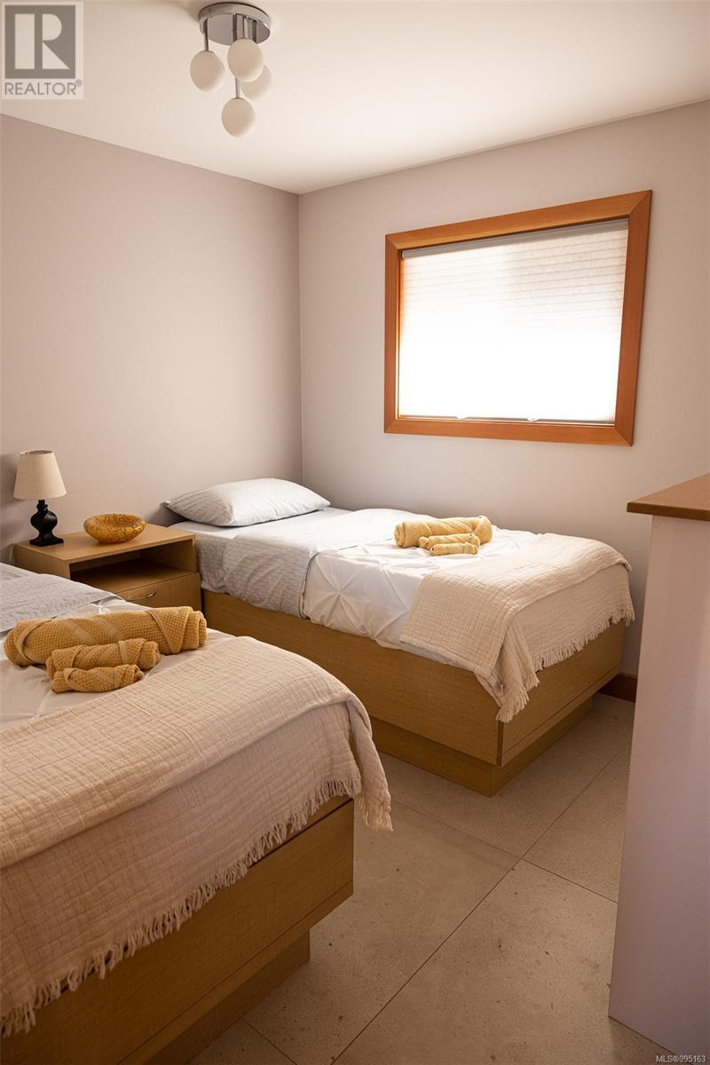 1721 Wilmot Rd, Cowichan Bay, British Columbia  V0R 1N1 - Photo 8 - 995163