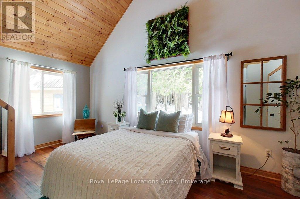 9265 County 9 Road, Clearview, Ontario  L0M 1G0 - Photo 23 - S12076751