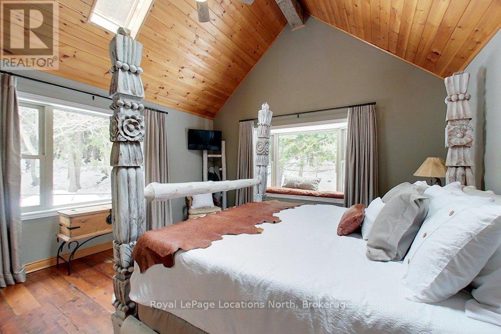 9265 County 9 Road, Clearview, Ontario  L0M 1G0 - Photo 25 - S12076751