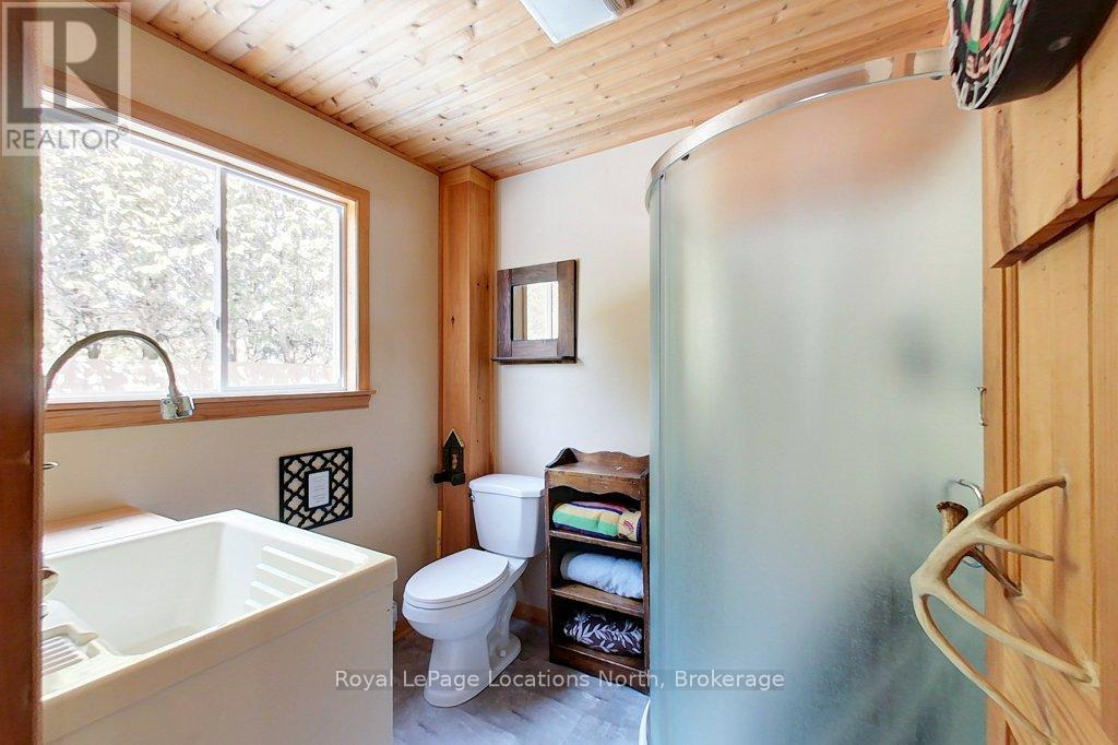 9265 County 9 Road, Clearview, Ontario  L0M 1G0 - Photo 39 - S12076751