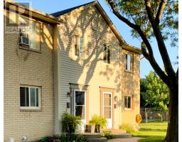 24 - 65 Dorchester Boulevard, St. Catharines (Carlton/Bunting), Ca