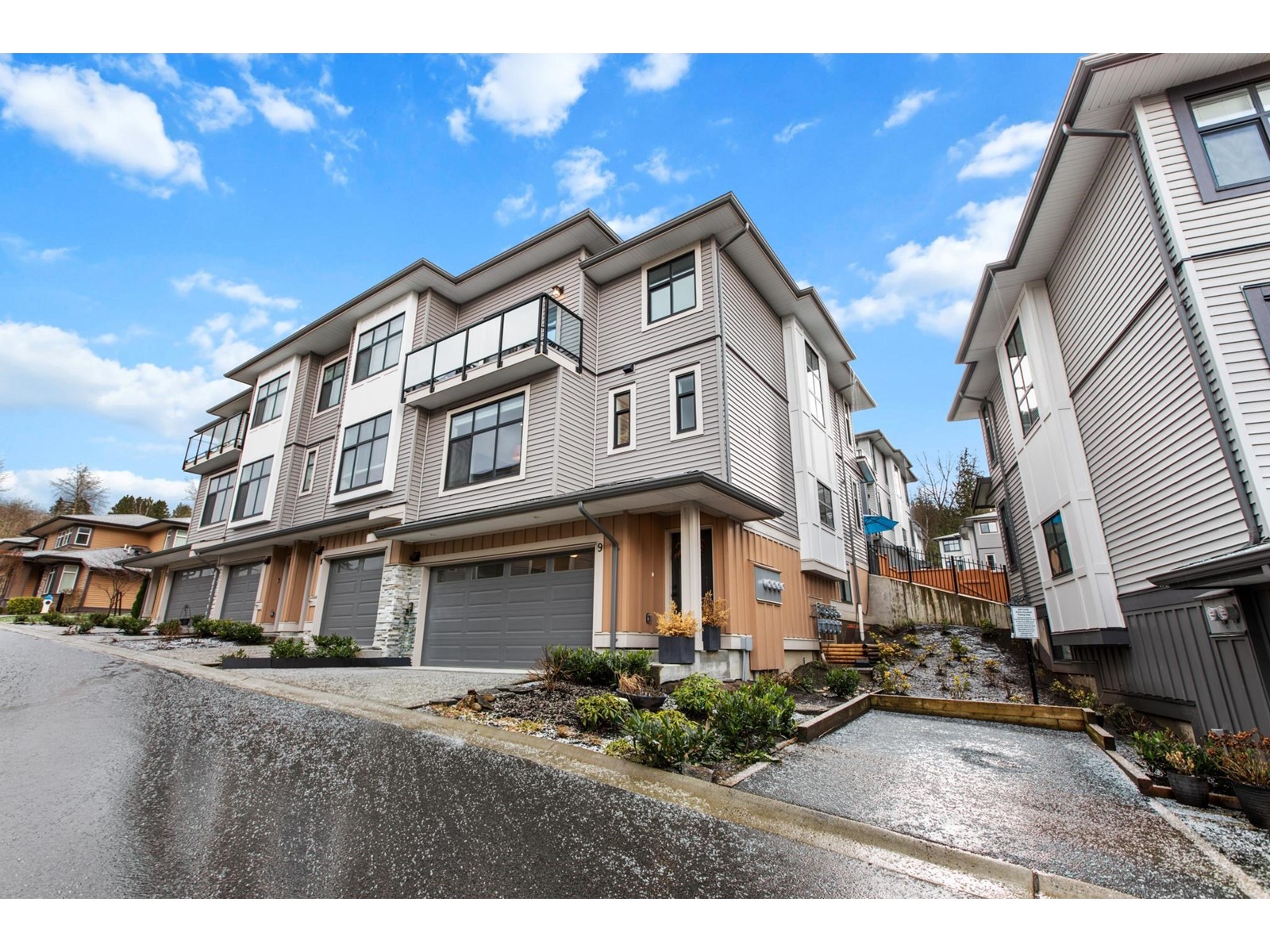 Property at 9 35810 MCKEE ROAD image 3