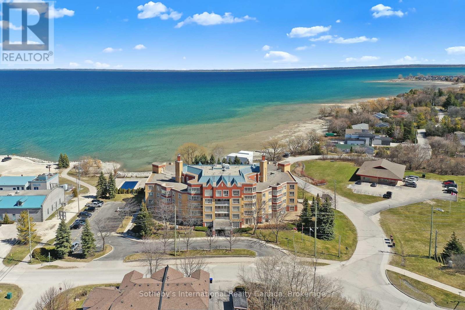 402 - 16 Raglan Street, Collingwood, Ontario  L9Y 4Y2 - Photo 1 - S12099559