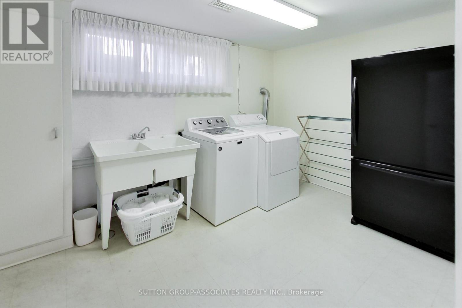 51 Ravenscroft Circle, Toronto, Ontario  M2K 1X1 - Photo 22 - C12099503