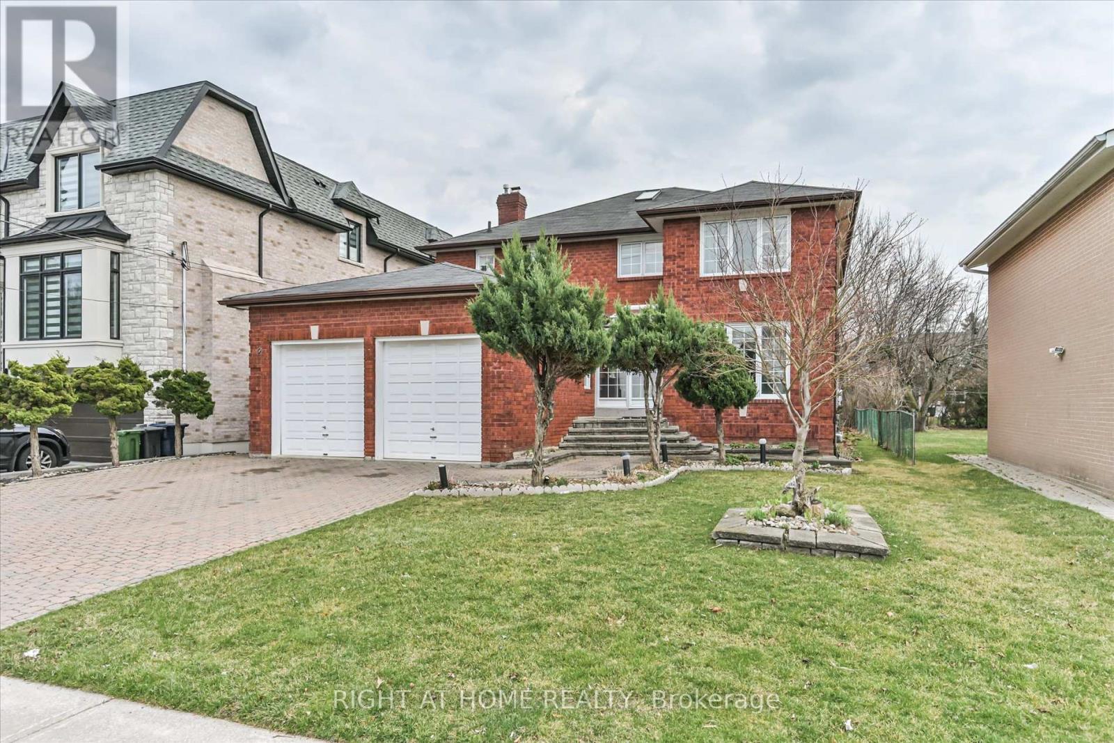 397 Patricia Avenue, Toronto, Ontario  M2R 2N1 - Photo 2 - C12099577