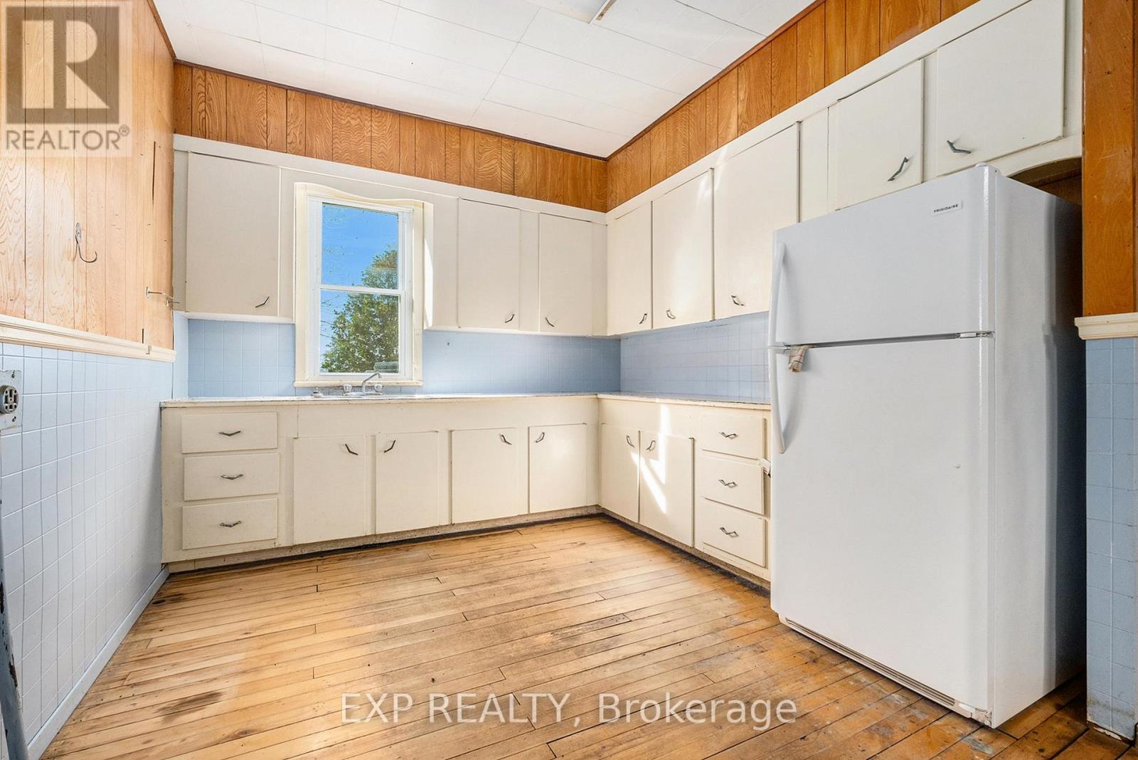 18873 Kenyon Concession 5 Road, North Glengarry, Ontario  K0C 1A0 - Photo 16 - X12099550