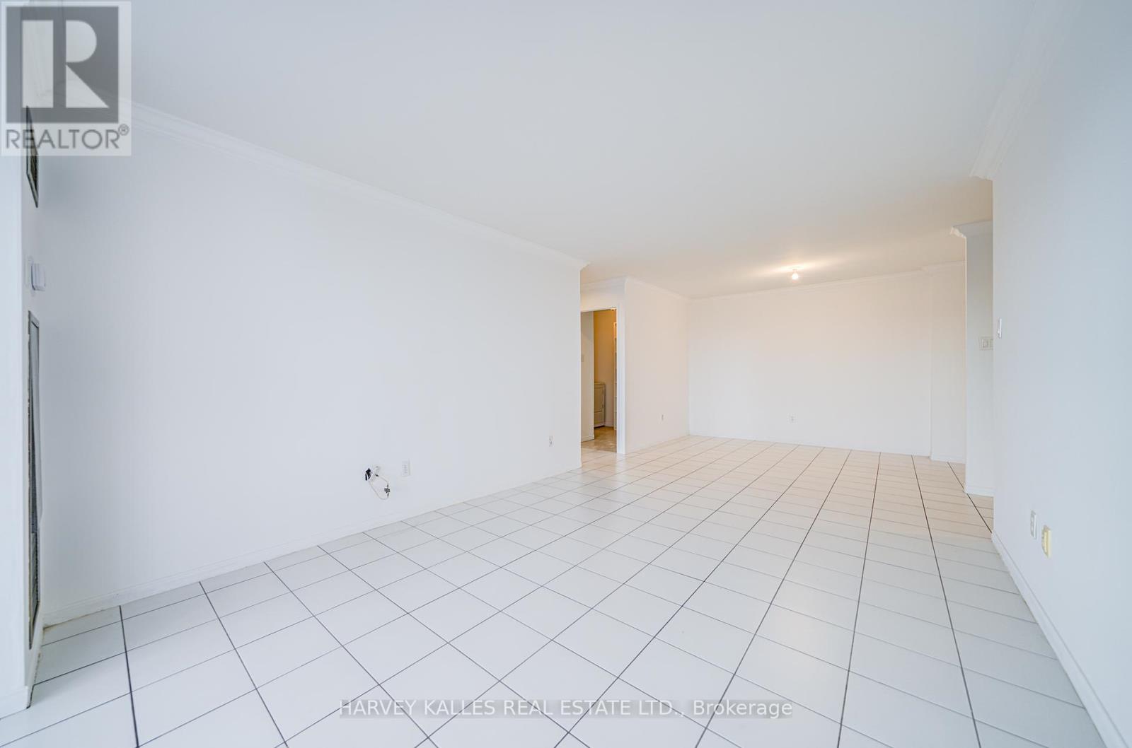 1204 - 11 Townsgate Drive, Vaughan (Crestwood-Springfarm-Yorkhill), Ontario  L4J 8G4 - Photo 12 - N12099483