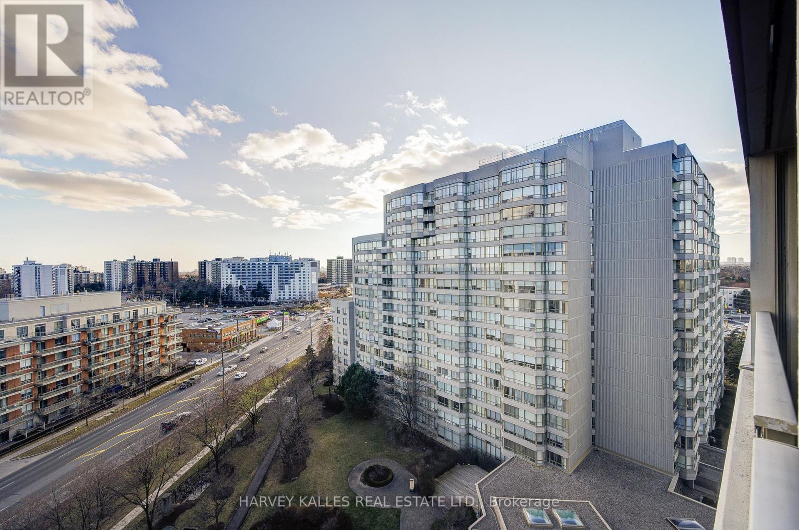 1204 - 11 Townsgate Drive, Vaughan (Crestwood-Springfarm-Yorkhill), Ontario  L4J 8G4 - Photo 42 - N12099483