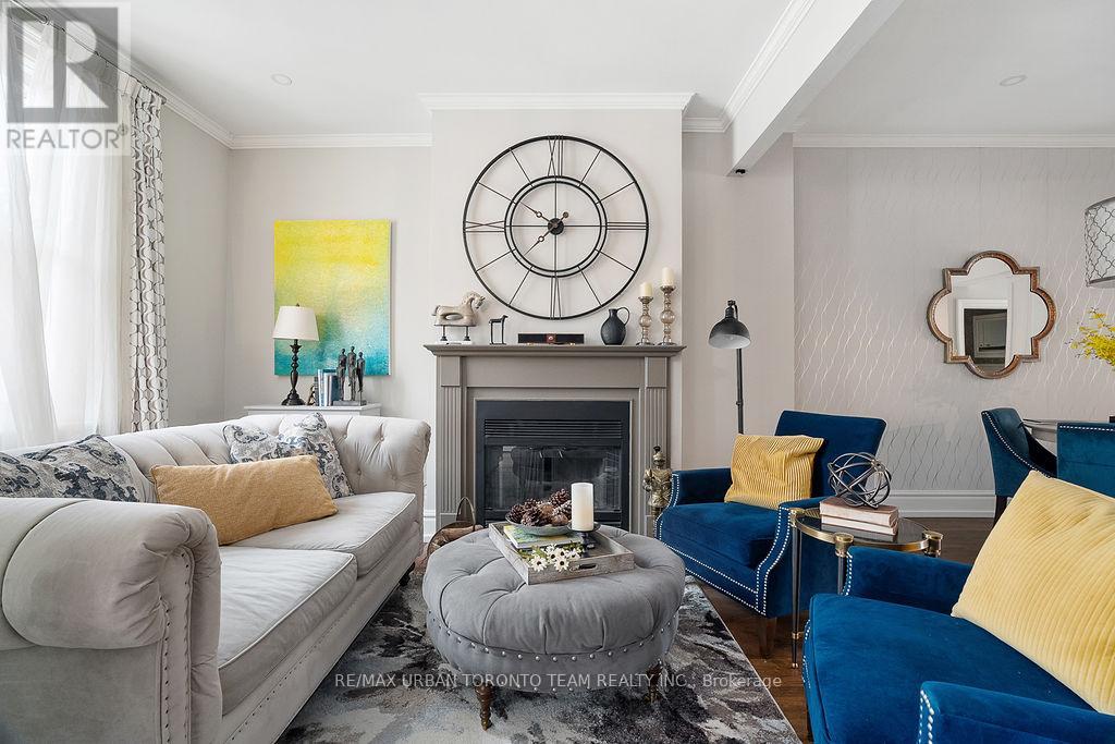 Property at 9 SWORD STREET image 2
