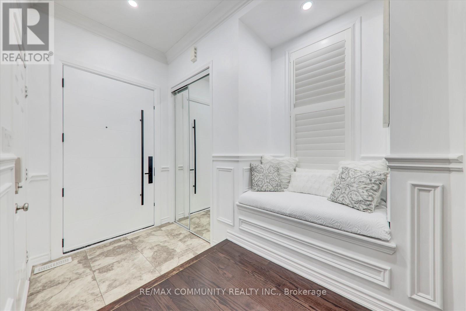 Property at 392 POWADIUK PLACE image 5