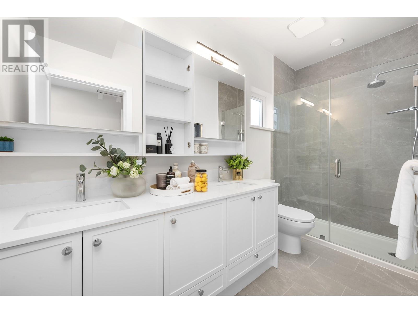 2 728 Lea Avenue, Coquitlam, British Columbia  V3J 4H5 - Photo 9 - R2993610