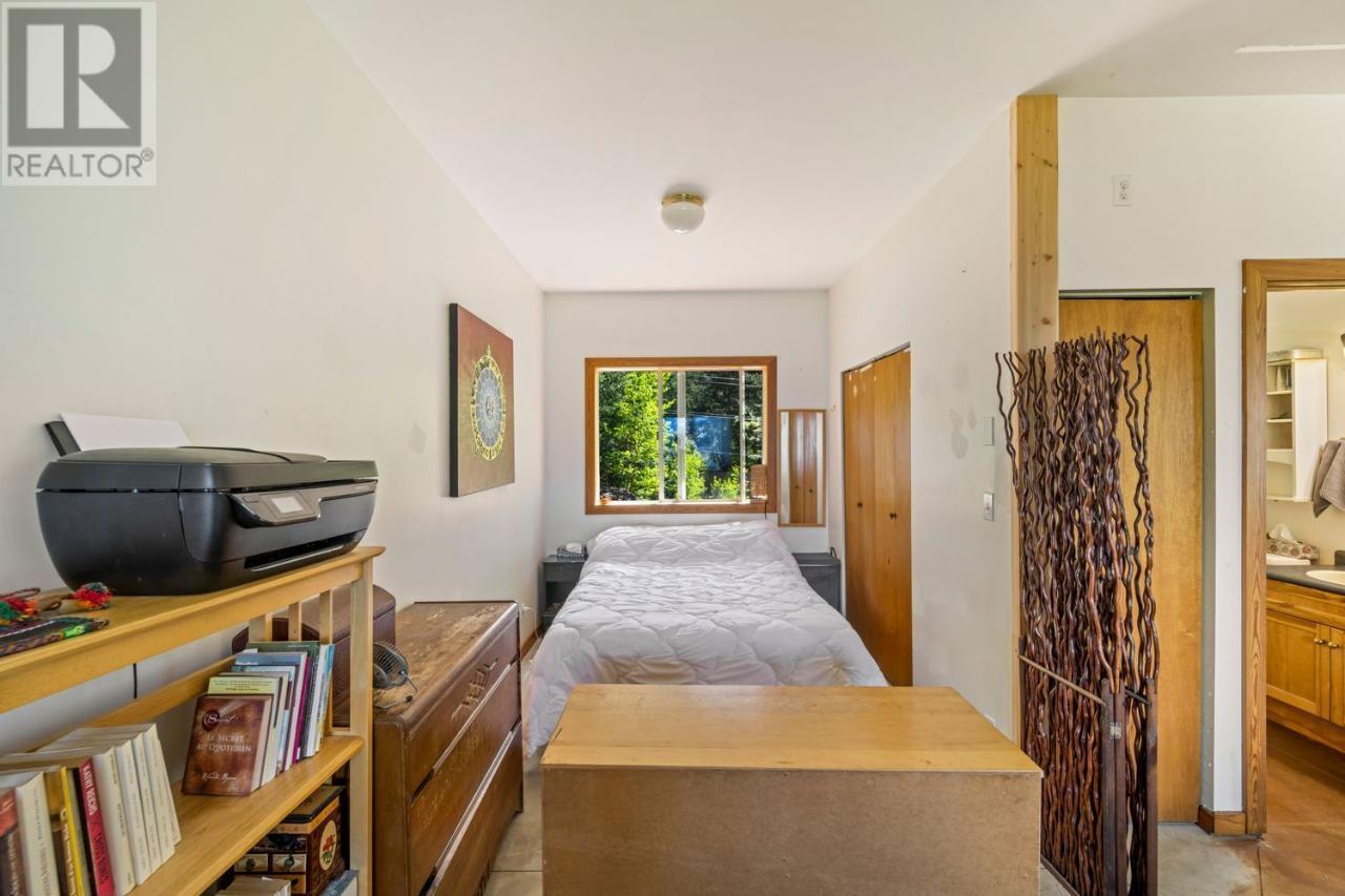 & 14506 Highway 3a Unit# 14504, Gray Creek, British Columbia  V0B 1S0 - Photo 25 - 10326954