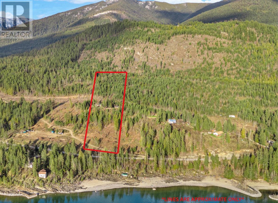 & 14506 Highway 3a Unit# 14504, Gray Creek, British Columbia  V0B 1S0 - Photo 2 - 10326954