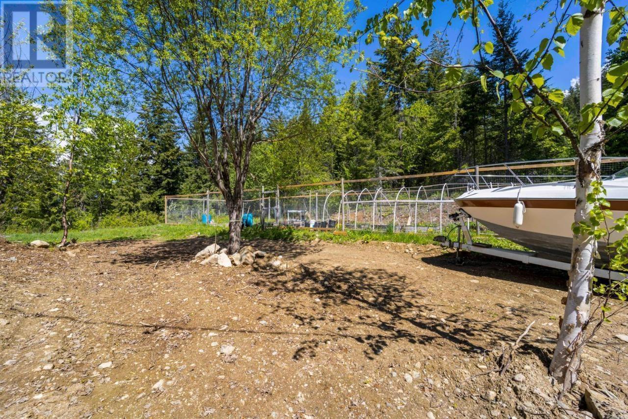 & 14506 Highway 3a Unit# 14504, Gray Creek, British Columbia  V0B 1S0 - Photo 38 - 10326954