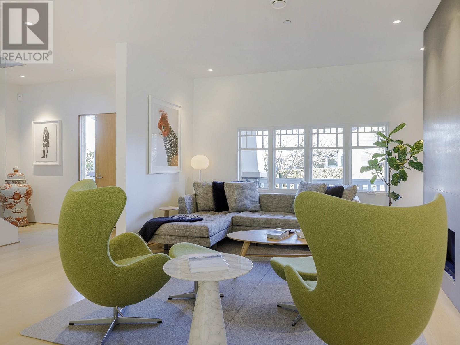 Property at 1641-1643 COLLINGWOOD STREET image 3