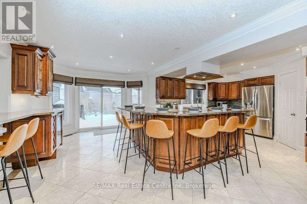 667 Burnett Avenue, Cambridge, Ontario  N1T 1P1 - Photo 12 - X12099608