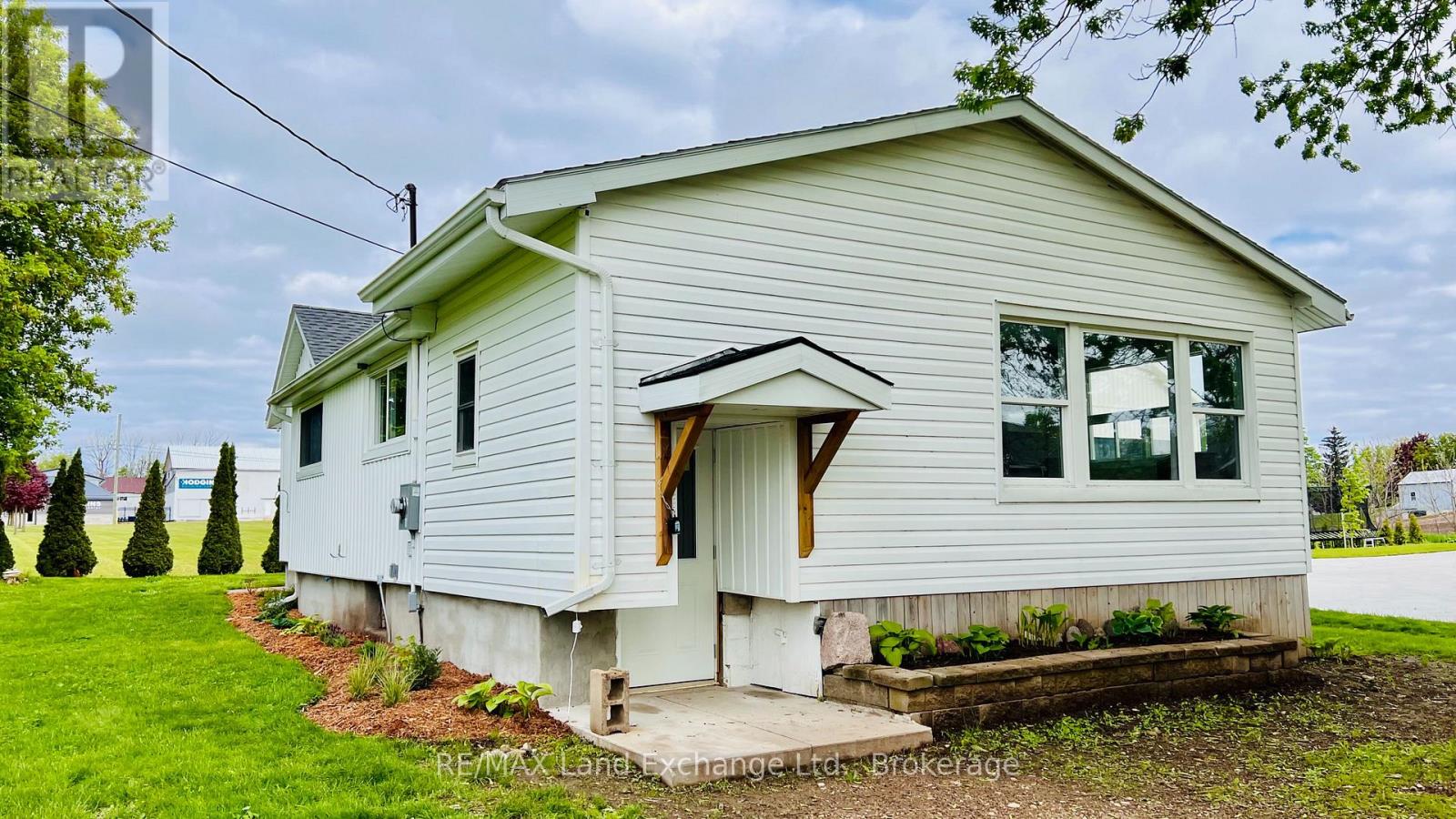 782 Somerville Street, Huron-Kinloss, Ontario  N0G 2H0 - Photo 2 - X11998842