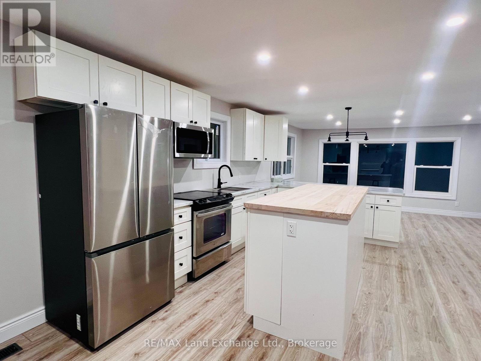 782 Somerville Street, Huron-Kinloss, Ontario  N0G 2H0 - Photo 14 - X11998842