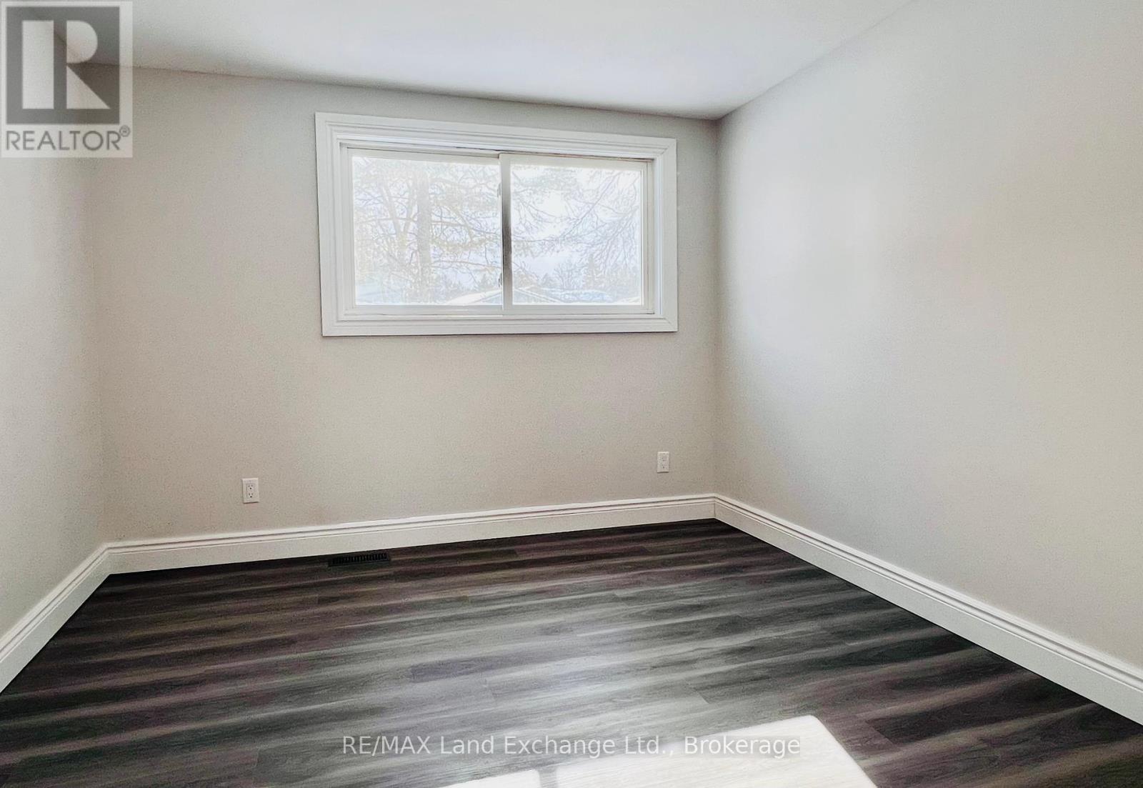 782 Somerville Street, Huron-Kinloss, Ontario  N0G 2H0 - Photo 24 - X11998842