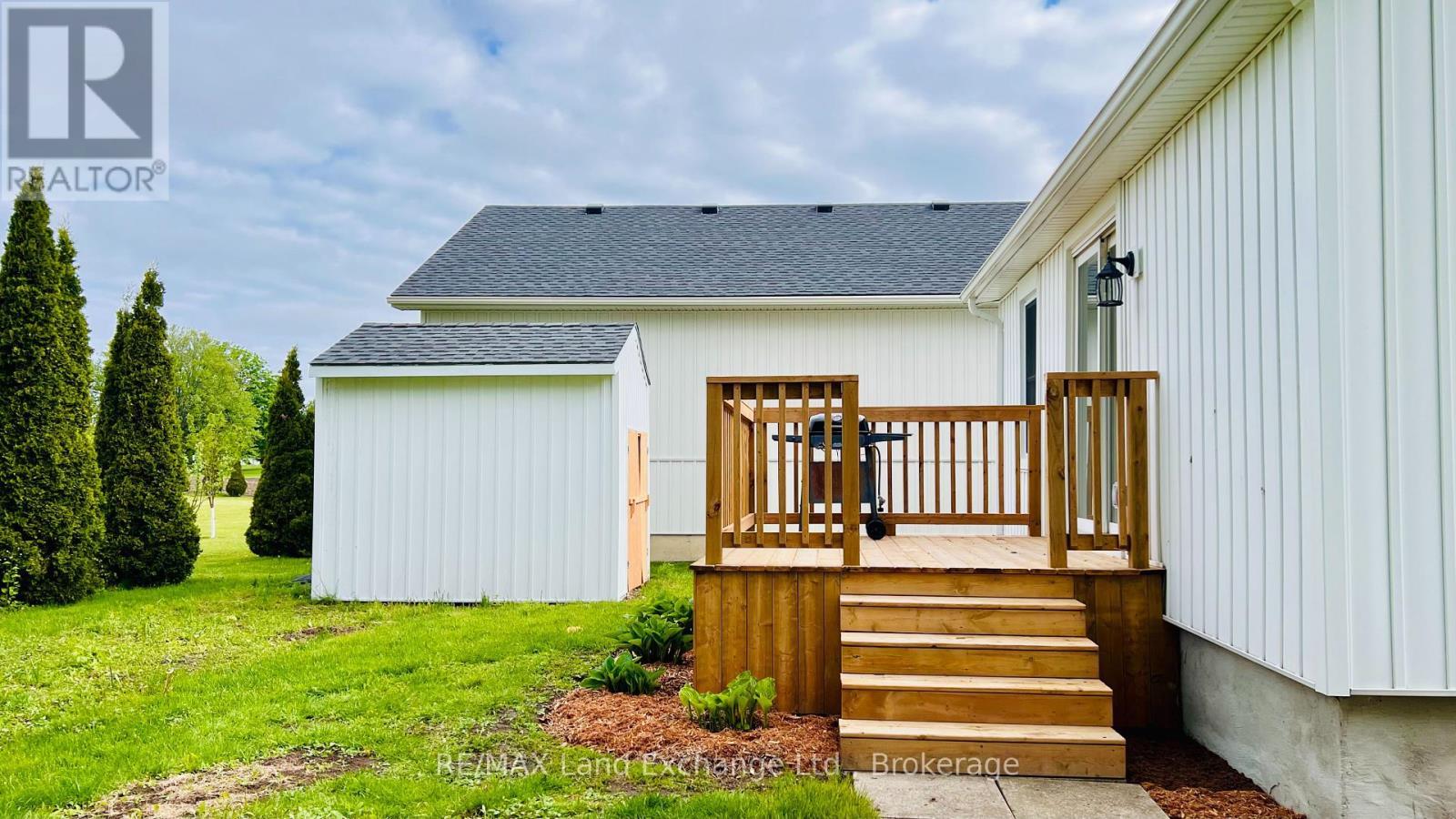 782 Somerville Street, Huron-Kinloss, Ontario  N0G 2H0 - Photo 4 - X11998842