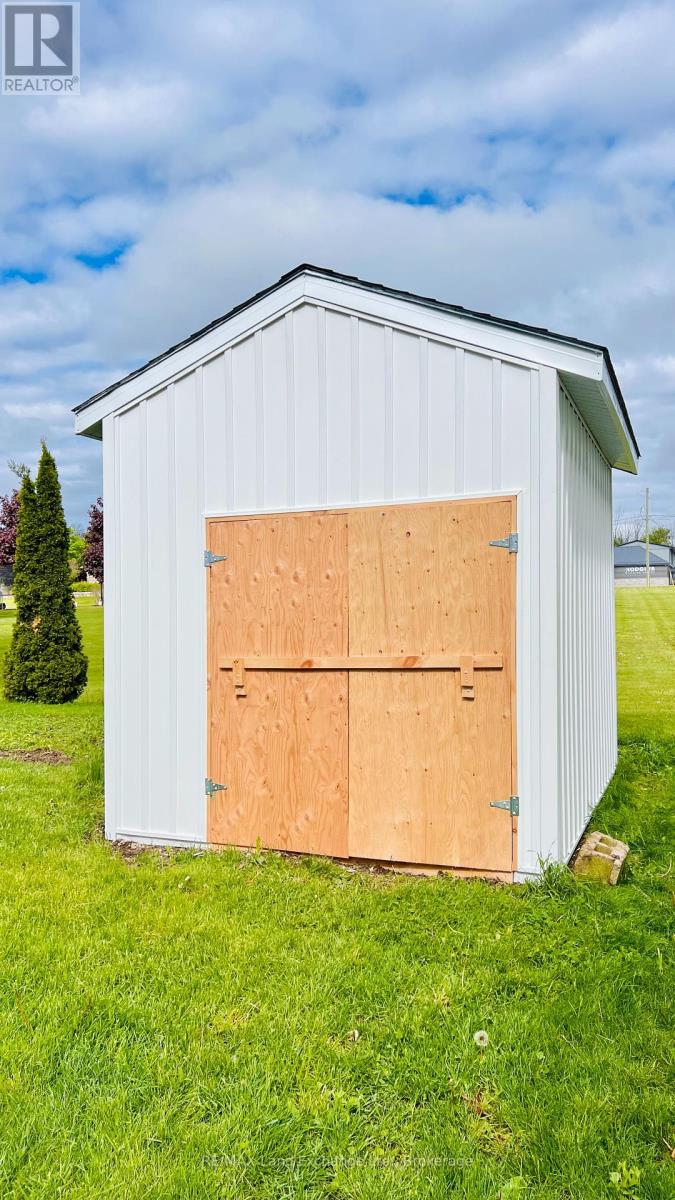 782 Somerville Street, Huron-Kinloss, Ontario  N0G 2H0 - Photo 9 - X11998842