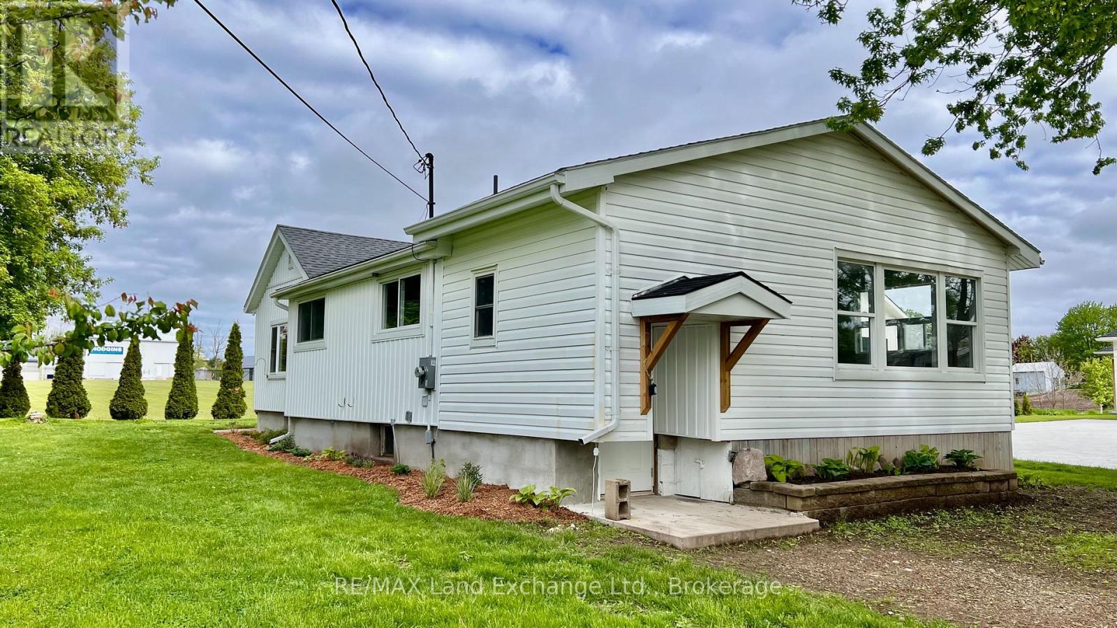 782 Somerville Street, Huron-Kinloss, Ontario  N0G 2H0 - Photo 3 - X11998842