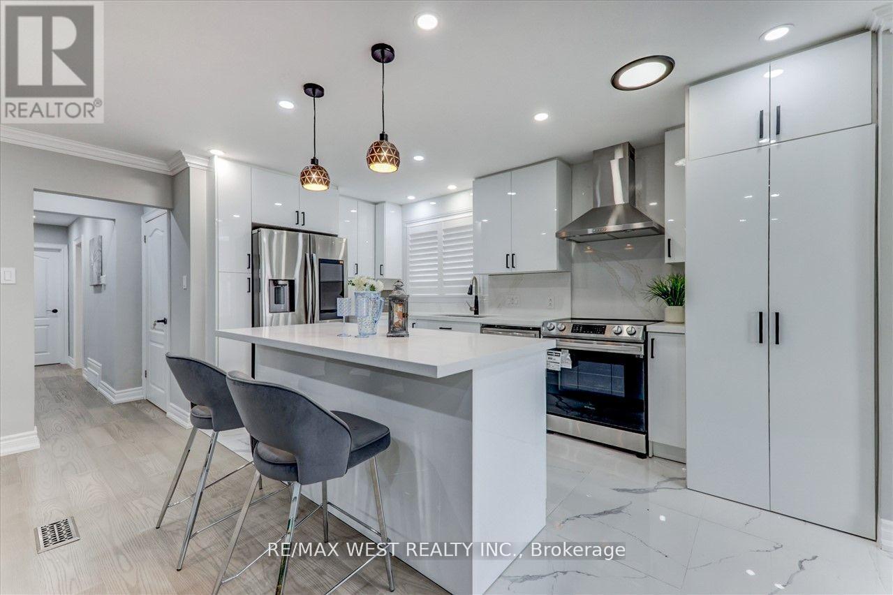 Property at 2B HORIZON CRESCENT image 3