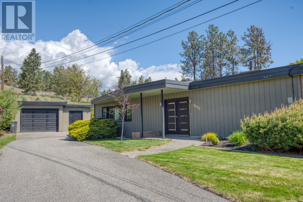 Property at 3852 Angus Drive image 5