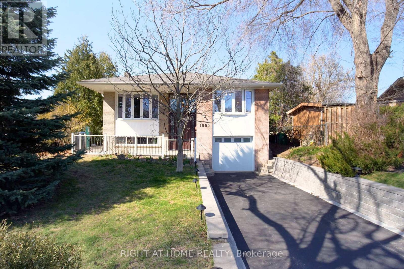Property at 1005 DORMER STREET image 1