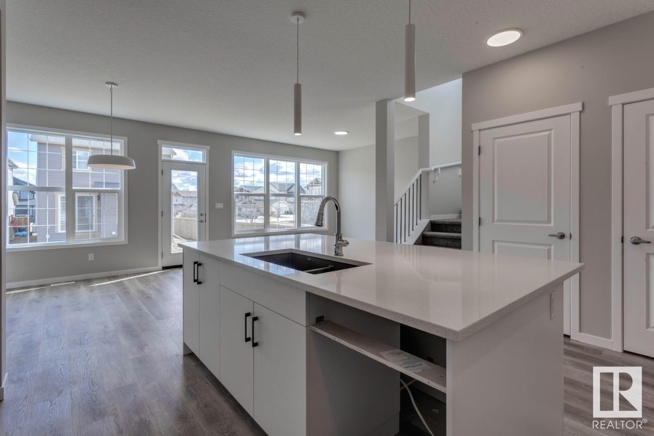 9483 228 St Nw, Edmonton, Alberta  T5T 7H5 - Photo 8 - E4412897