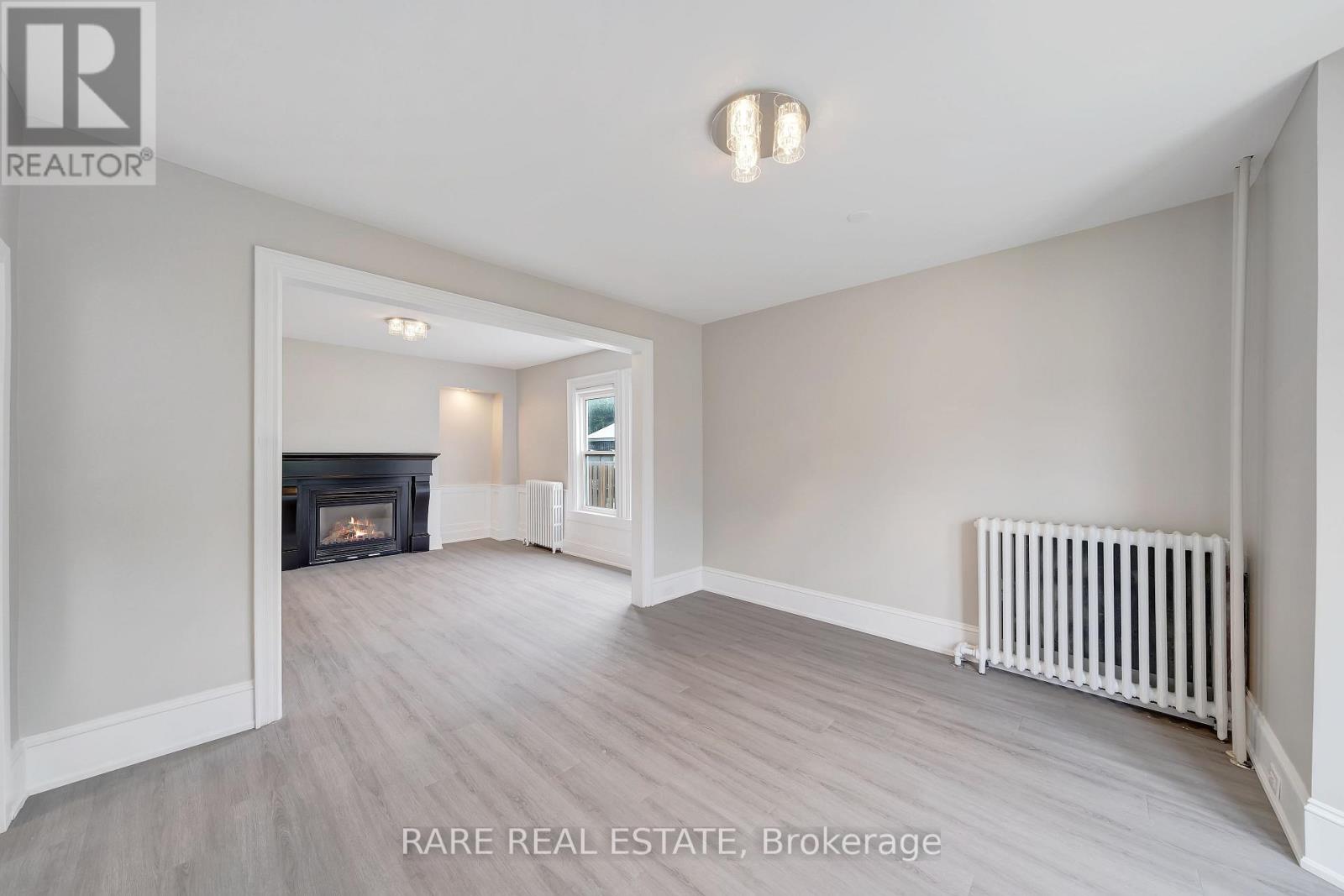 4372 Ontario Street, Lincoln (Beamsville), Ontario  L0R 1B0 - Photo 10 - X12099652