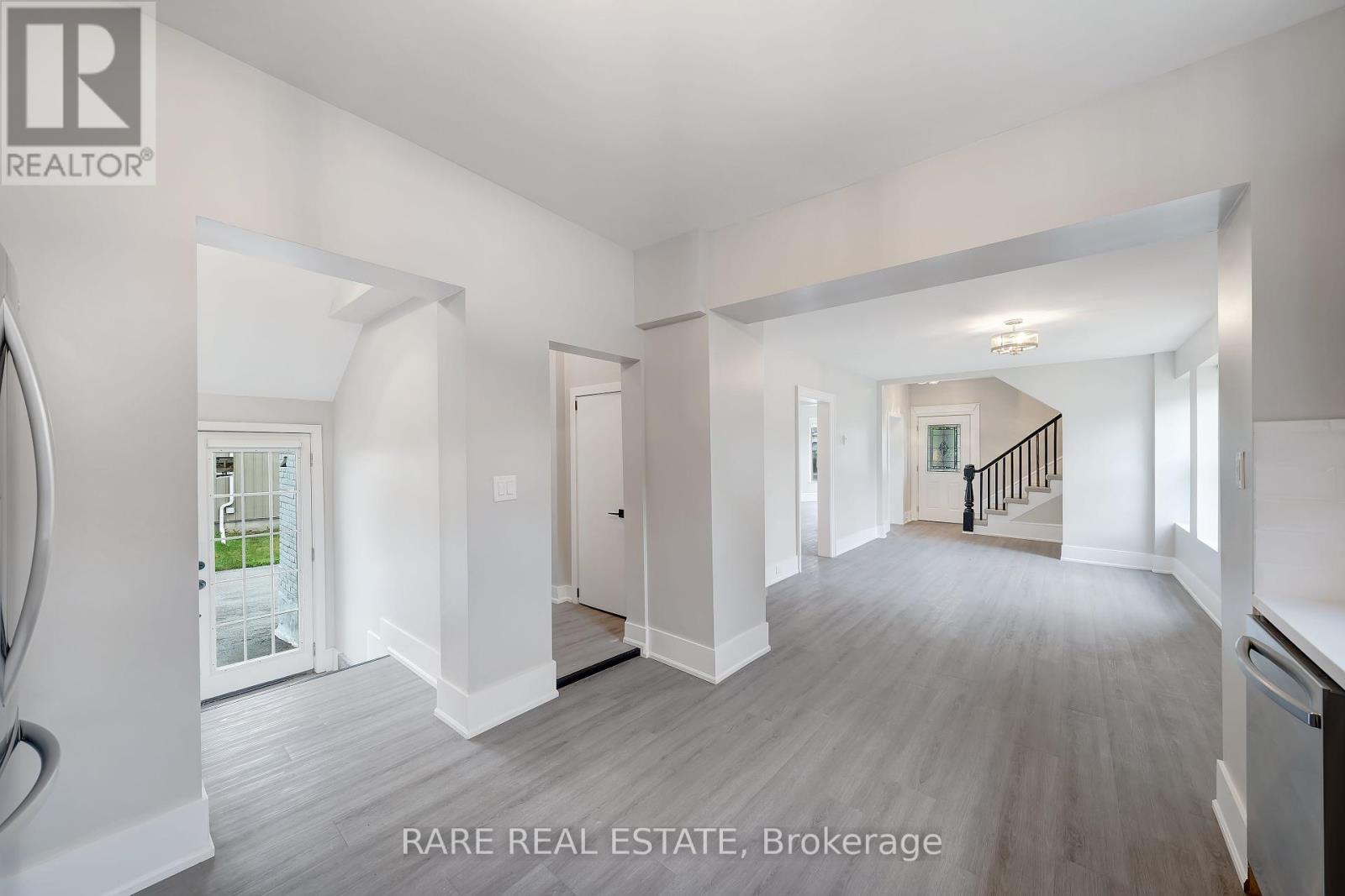 4372 Ontario Street, Lincoln (Beamsville), Ontario  L0R 1B0 - Photo 17 - X12099652