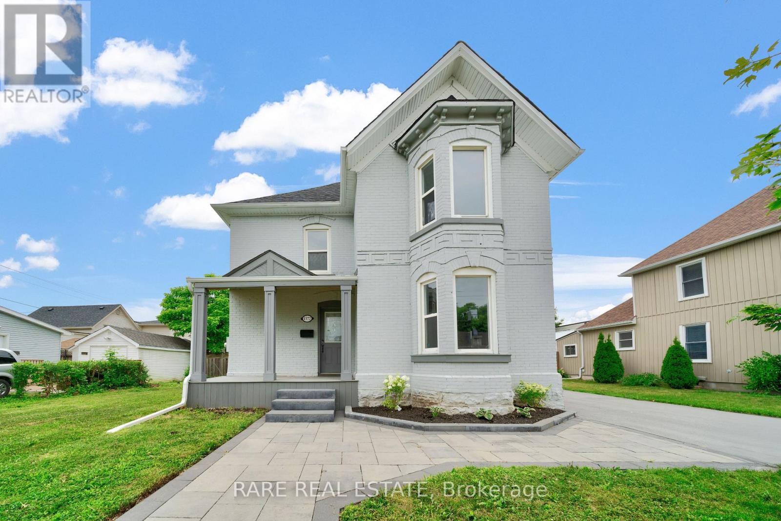 4372 Ontario Street, Lincoln (Beamsville), Ontario  L0R 1B0 - Photo 2 - X12099652