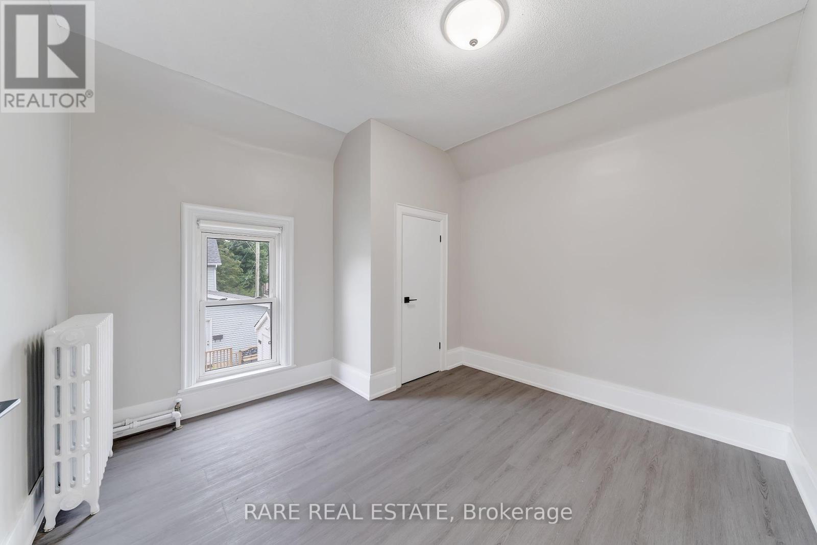 4372 Ontario Street, Lincoln (Beamsville), Ontario  L0R 1B0 - Photo 23 - X12099652