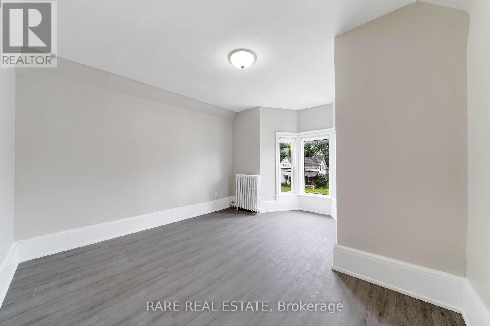 4372 Ontario Street, Lincoln (Beamsville), Ontario  L0R 1B0 - Photo 24 - X12099652