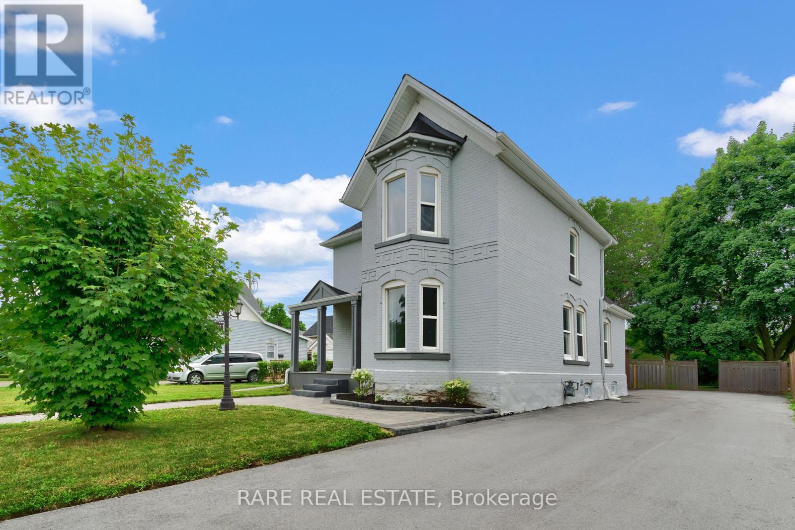 4372 Ontario Street, Lincoln (Beamsville), Ontario  L0R 1B0 - Photo 4 - X12099652