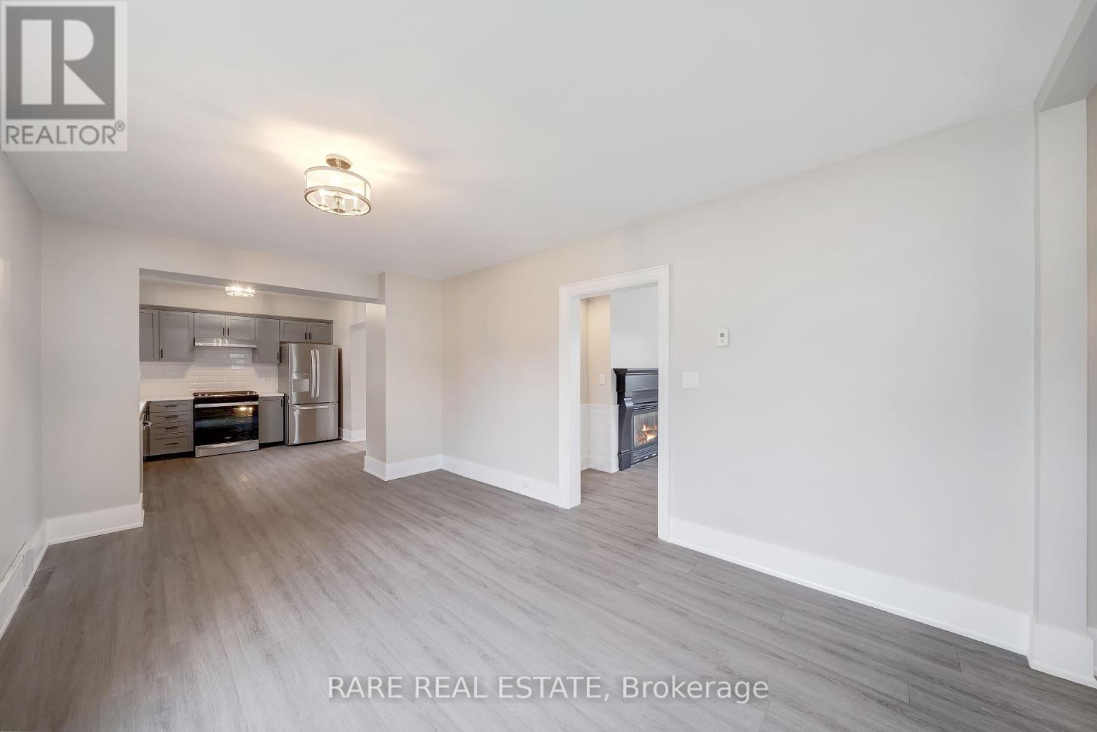 4372 Ontario Street, Lincoln (Beamsville), Ontario  L0R 1B0 - Photo 7 - X12099652
