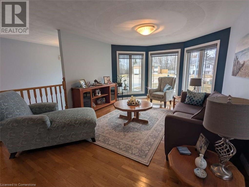 6 Gagnon Court, North Bay, Ontario  P1B 9V3 - Photo 4 - 40720880