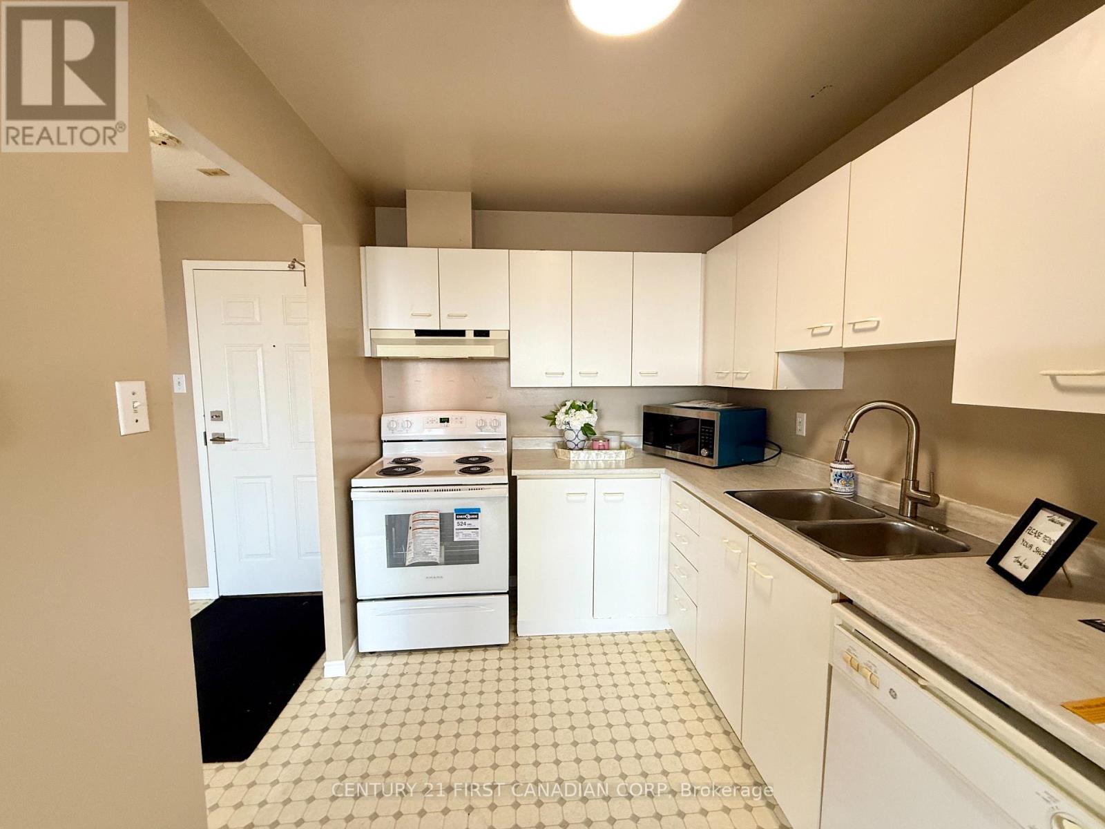 506 - 30 Chapman Court, London North, Ontario  N6G 4Y4 - Photo 18 - X12064963