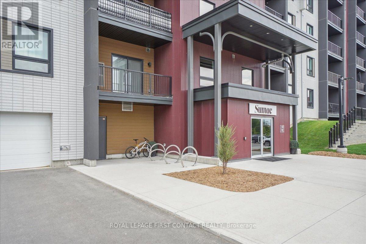 213 - 4 Spice Way, Barrie, Ontario  L9J 0M2 - Photo 2 - S11894679
