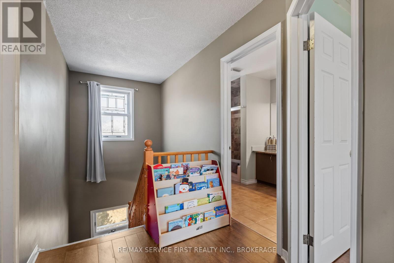 363 Waterloo Drive, Kingston (East Gardiners Rd), Ontario  K7M 8L2 - Photo 13 - X12099685