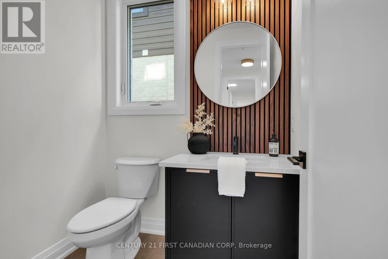 1918 Fountain Grass Drive, London South, Ontario  N6K 4P9 - Photo 14 - X12099669